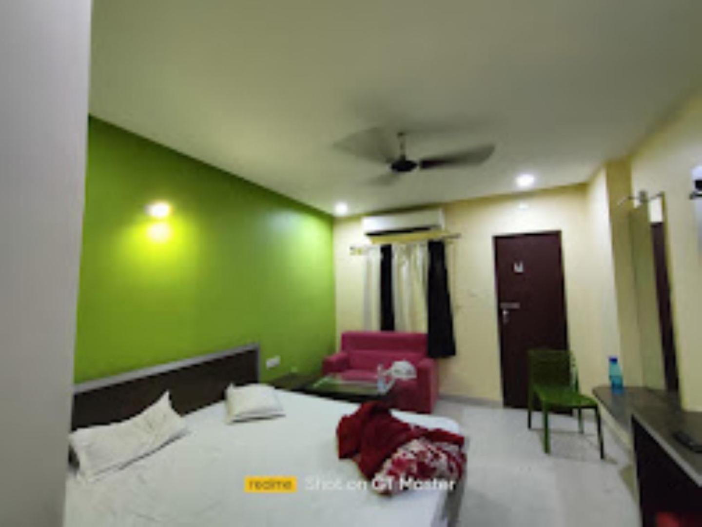 Gadadhar Resort Puri Exterior photo
